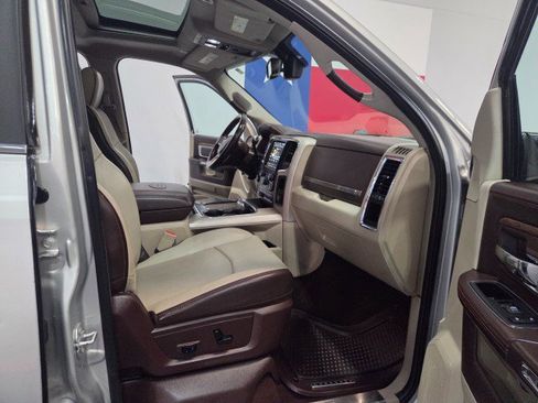 Used 2018 RAM 2500 Longhorn w/ Longhorn Southfork Package image 8