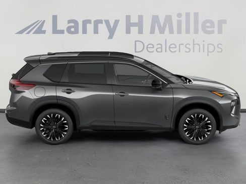 New 2026 Nissan Rogue Dark Armor FWD image 4