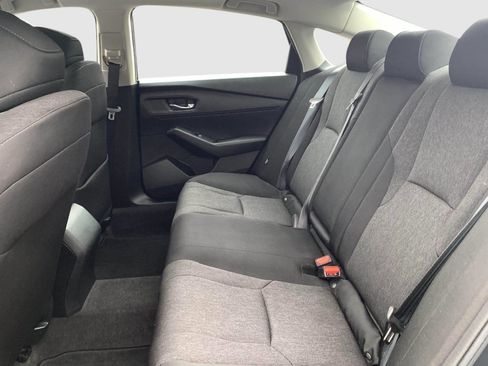 Used 2023 Honda Accord EX image 38