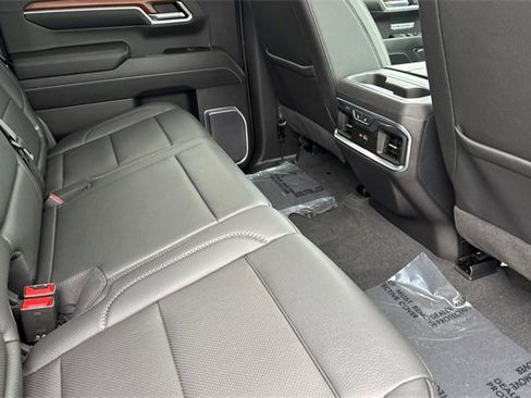 Used 2023 GMC Sierra 1500 Denali w/ Denali Reserve Package image 18