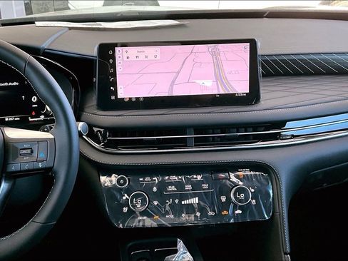 New 2026 INFINITI QX60 Autograph w/ Dark Cargo Package image 9