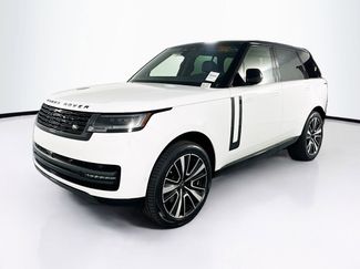 Used 2025 Land Rover Range Rover SE video 1