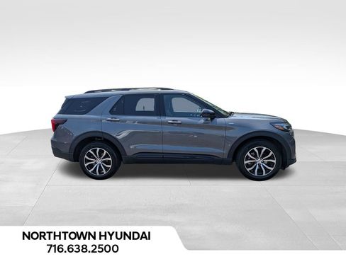 Used 2026 Ford Explorer ST-Line AWD/4WD image 12