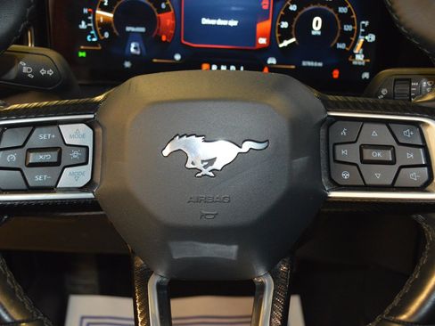 Used 2025 Ford Mustang Premium RWD image 18
