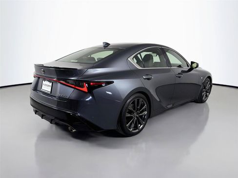 Used 2022 Lexus IS 350 F Sport RWD image 5
