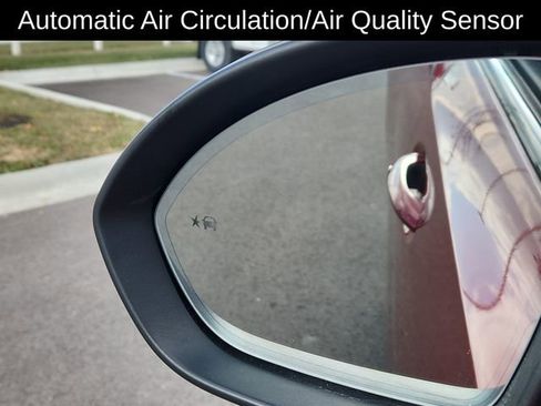 Used 2022 Buick Envision Preferred image 37