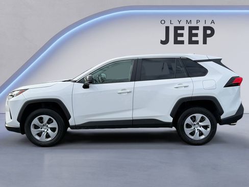 Used 2024 Toyota RAV4 LE image 2