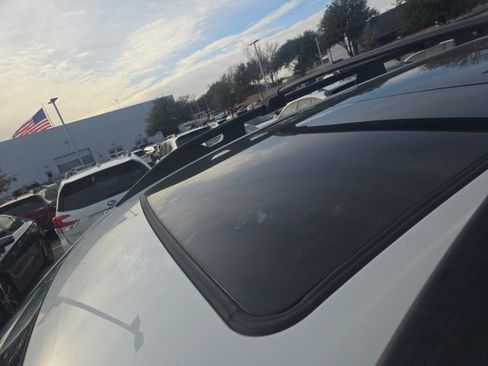 Used 2021 Subaru Ascent Touring image 7