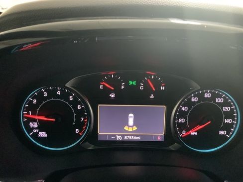 Used 2023 Chevrolet Traverse LT AWD/4WD image 37