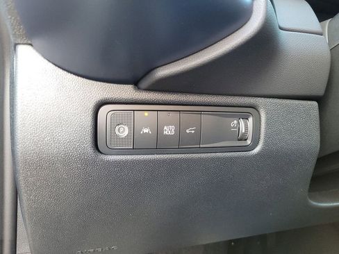 New 2026 Chevrolet Equinox EV LT image 17