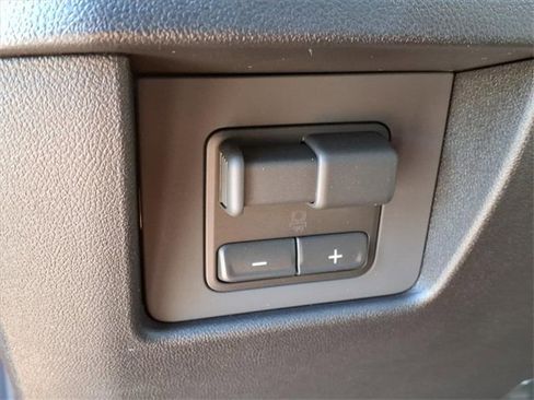 New 2026 GMC Canyon AT4 w/ Nightfall Essentials Package image 17