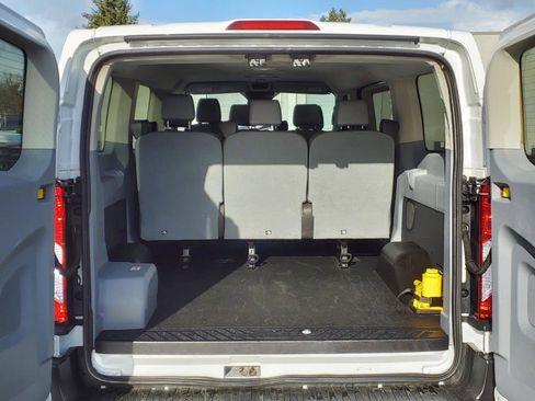 Used 2019 Ford Transit 150 XLT image 11