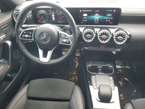 Used 2021 Mercedes-Benz CLA 250 4MATIC image 15