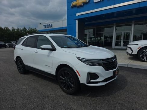 Used 2024 Chevrolet Equinox RS AWD/4WD image 1