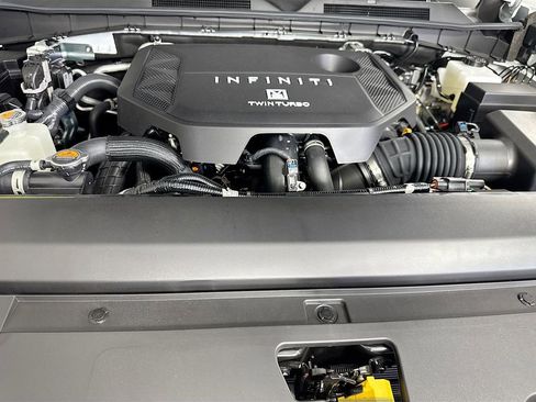 New 2026 INFINITI QX80 4WD w/ Sport Exterior Package image 40