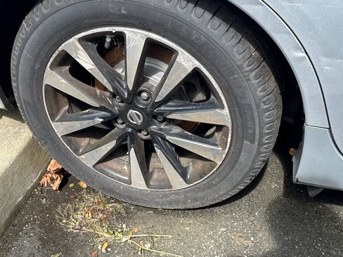 Used 2018 Nissan Altima 2.5 SV image 4