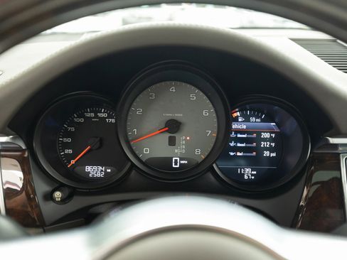 Used 2018 Porsche Macan S AWD/4WD image 36