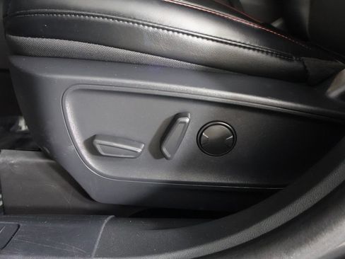 Used 2025 Ford Escape ST-Line AWD/4WD image 29