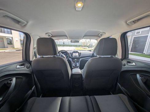 Used 2016 Ford Escape SE w/ Equipment Group 201A FWD image 14