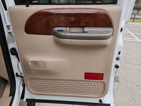 Used 2004 Ford F250 SUPER DUTY image 33