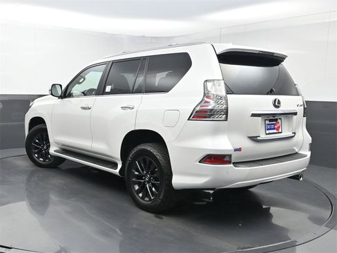 Used 2023 Lexus GX 460 Premium w/ Premium Plus Package image 26