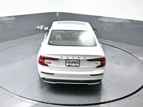 Used 2024 Volvo S60 B5 Core image 48