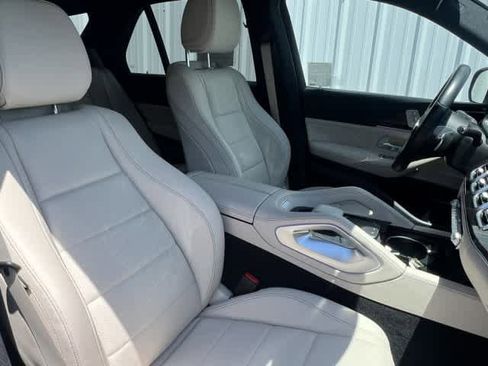 Certified 2025 Mercedes-Benz GLE 450 4MATIC image 21