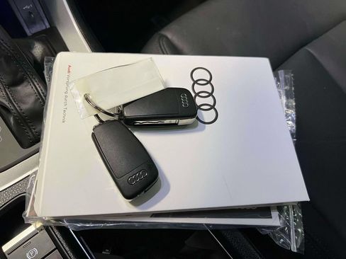 Used 2022 Audi Q3 2.0T Premium Plus AWD/4WD image 33