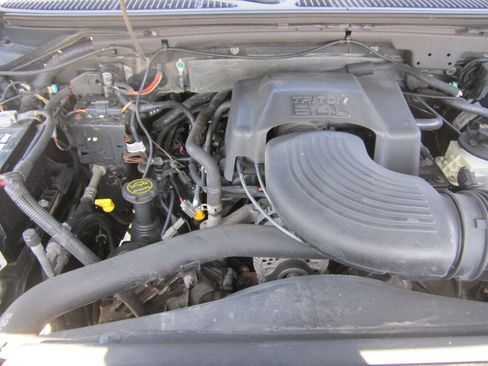 Used 2003 Ford F150 Lariat image 11