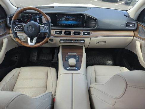 Used 2021 Mercedes-Benz GLS 450 4MATIC image 15