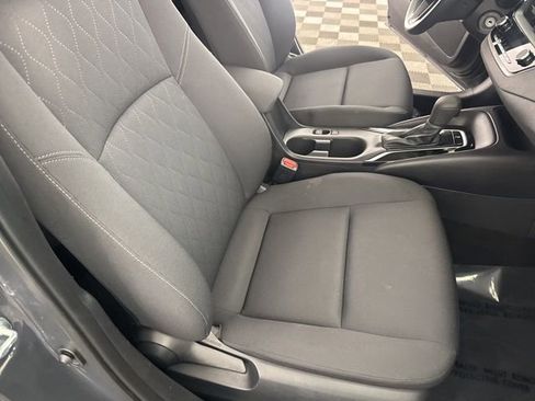 Used 2025 Toyota Corolla LE image 30