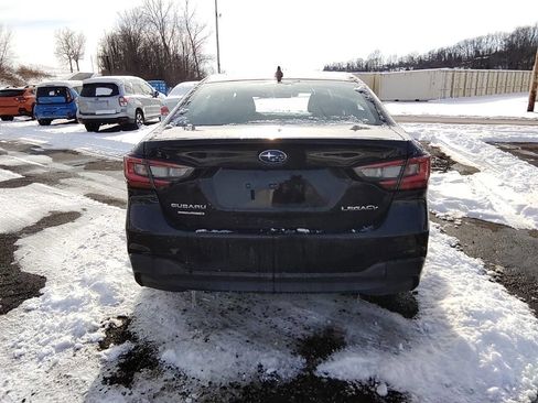 Used 2021 Subaru Legacy Premium image 4