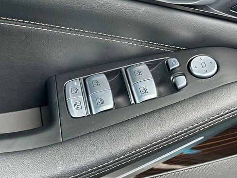 New 2026 BMW X7 xDrive40i w/ Premium Package image 11