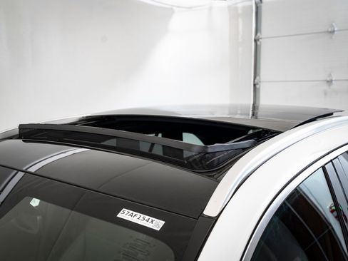 Certified 2025 Mercedes-Benz GLC 300 4MATIC image 14