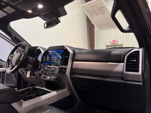 Used 2022 Ford F250 Lariat w/ Chrome Package AWD/4WD image 11