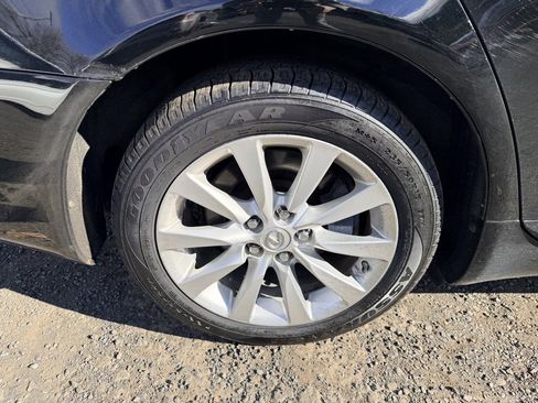 Used 2011 Lexus LS 460 AWD image 11