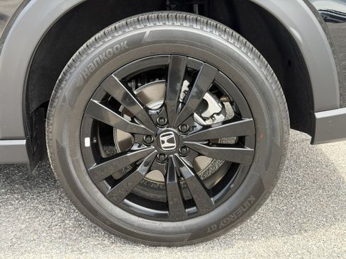 Used 2026 Honda HR-V Sport image 11