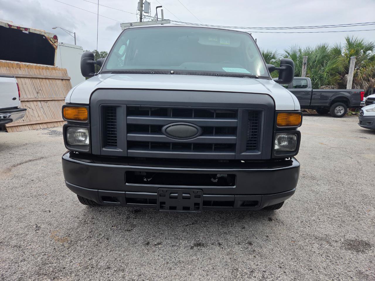 Used 2014 Ford E-150 and Econoline 150 RWD image 9