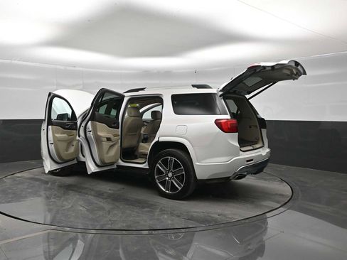 Used 2019 GMC Acadia Denali w/ Technology Package AWD/4WD image 35