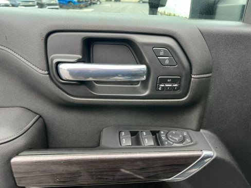 Used 2020 Chevrolet Silverado 2500 LTZ w/ LTZ Plus Package image 19