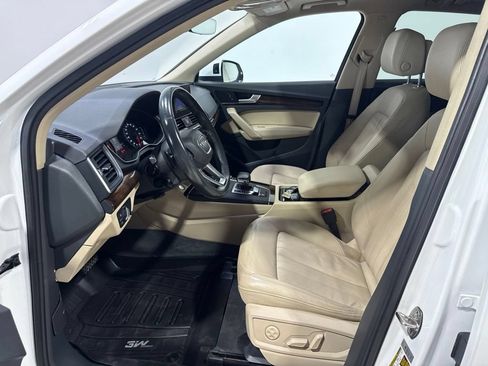 Used 2020 Audi Q5 2.0T Premium AWD/4WD image 22