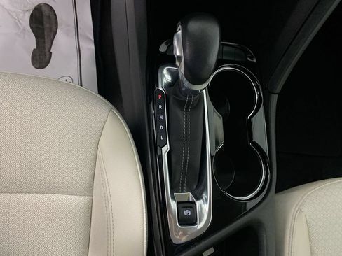 Used 2023 Buick Encore GX Preferred w/ Cold Weather Comfort Package FWD image 19