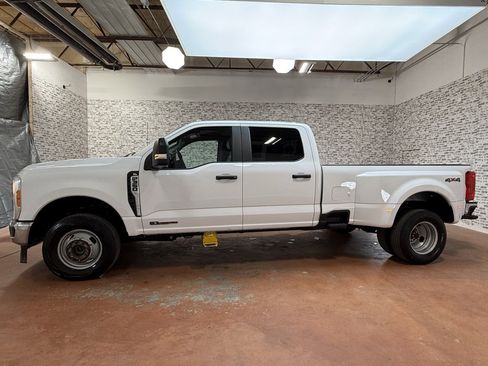 Used 2023 Ford F350 XL image 4