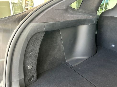 Used 2018 Tesla Model X 75D AWD/4WD image 33