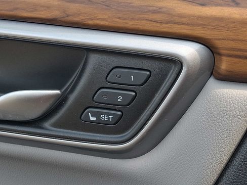 Used 2019 Honda CR-V EX-L image 25