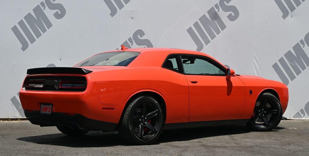 Used 2022 Dodge Challenger SRT Hellcat w/ Plus Package RWD image 11