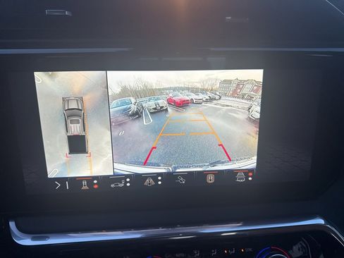 Used 2025 GMC Sierra 1500 Denali Ultimate image 36