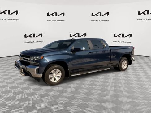 Used 2021 Chevrolet Silverado 1500 LT w/ Bed Protection Package AWD/4WD image 5