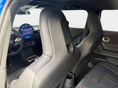 Used 2025 MINI Cooper S image 33