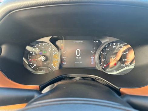 Used 2023 Jeep Compass Limited image 27